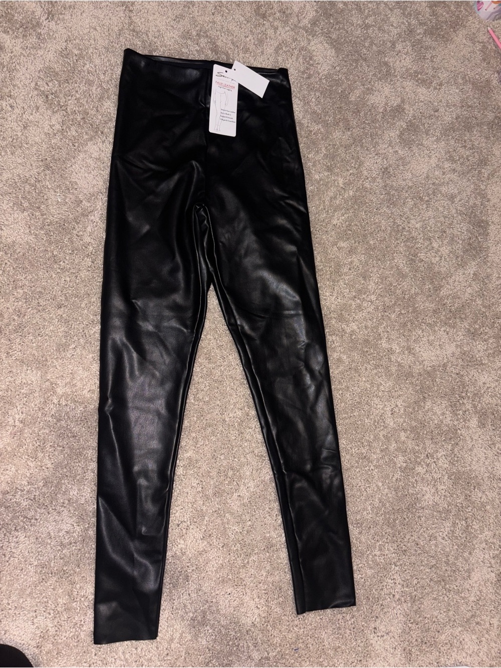 NWT Seven7 Black Faux Leather High Rise Leggings Sculpt & Smooth Pants M